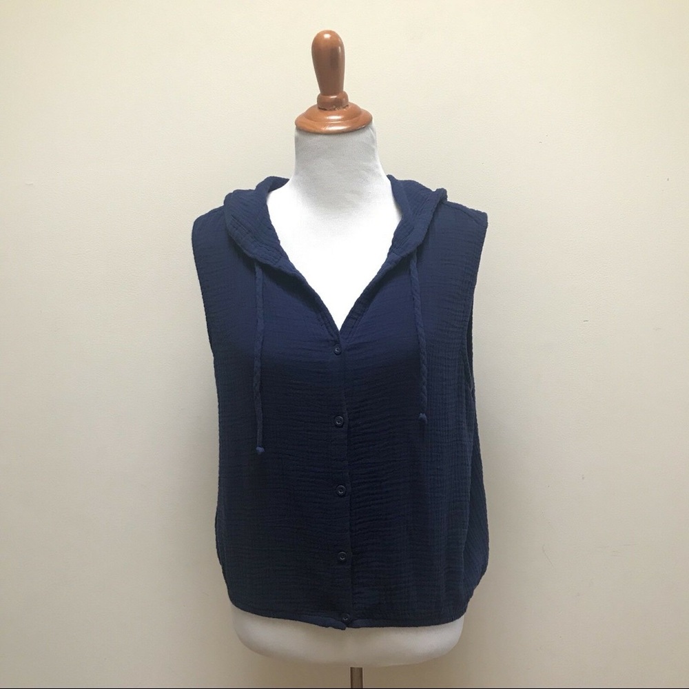 Anthropologie Cloth & Stone Crop Sleeveless Hoodie